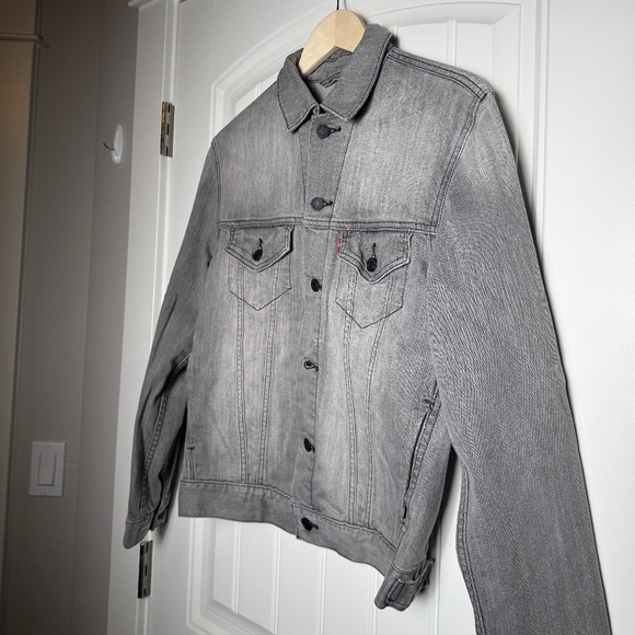 2012 Levi’s Denim Jacket - Picture 1 of 5